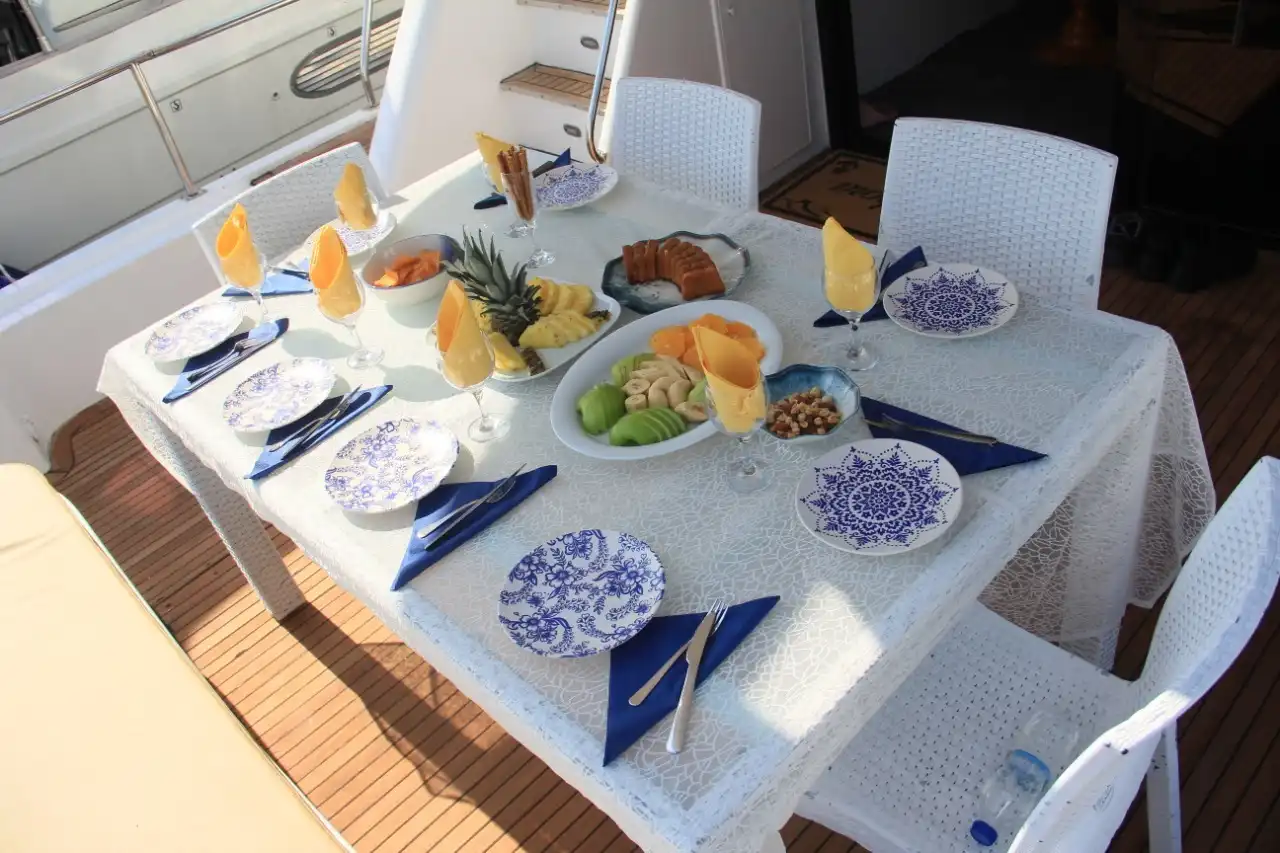 Antalya Yacht Rental 16m Custom 49